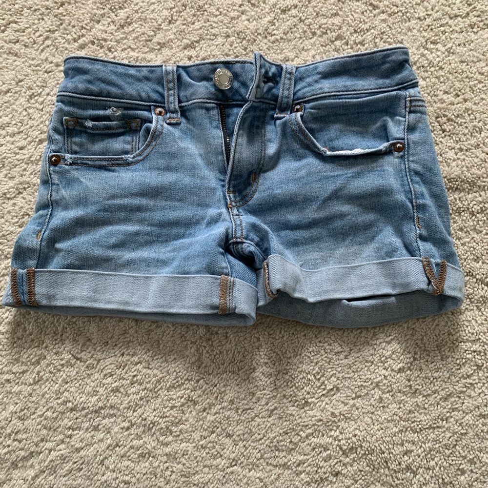 American Eagle light wash jean shorts